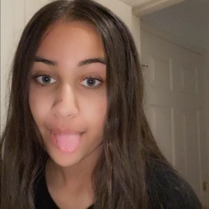 Meet your Posher, Priya